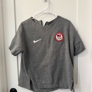 Nike women’s Gray Team USA Logo T-Shirt